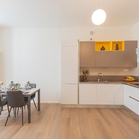 Manaraquattro - Apartament In Como Near The Center With Free Parking - Lake Como Exterior photo