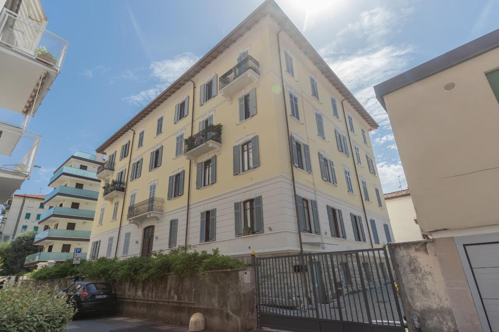 Manaraquattro - Apartament In Como Near The Center With Free Parking - Lake Como Exterior photo