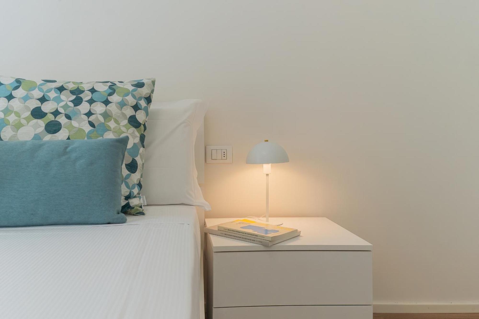 Manaraquattro - Apartament In Como Near The Center With Free Parking - Lake Como Exterior photo